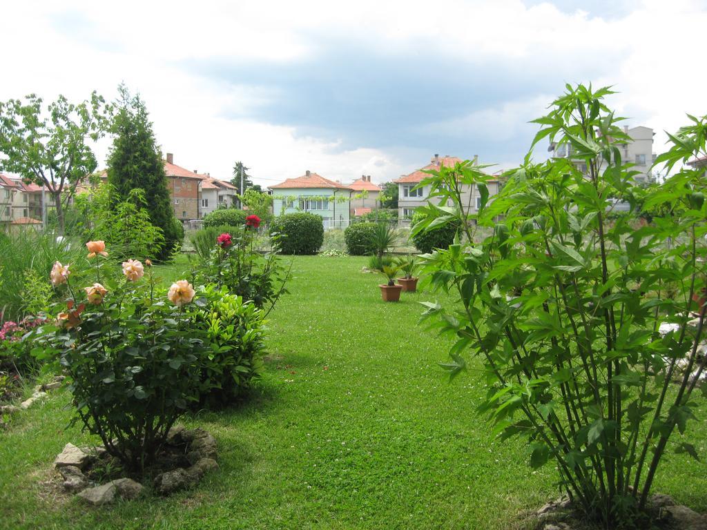Chateau Aheloy Hotel Pomorie Exterior photo